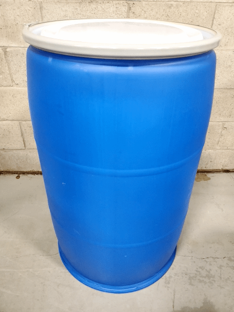 Baril de plastique usagé avec couvercle 55gal/200L